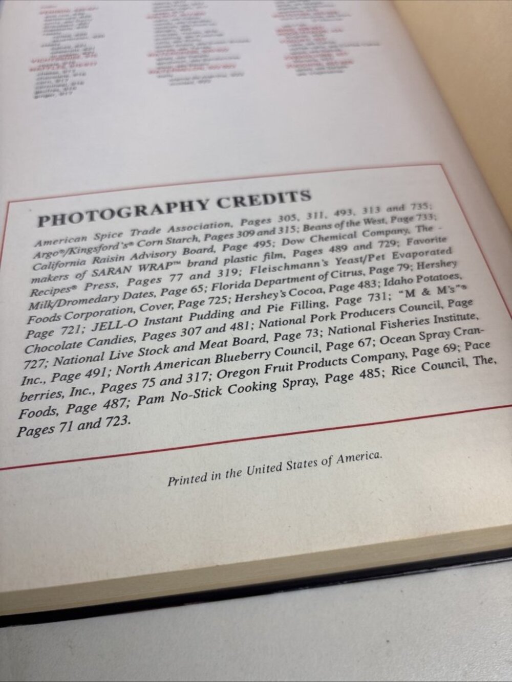 Vintage The Illustrated Encyclopedia of American Cooking Book Favorite Recipes - Picture 8 of 9